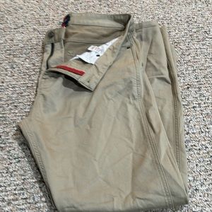 Tommy Hilfiger men’s khaki pants size 34x32